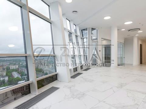 комерційна за адресою Лесі Українки бульв., 23