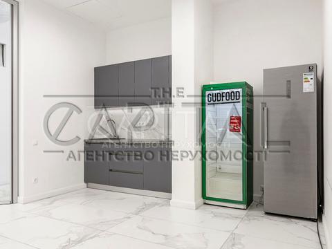 комерційна за адресою Лесі Українки бульв., 23