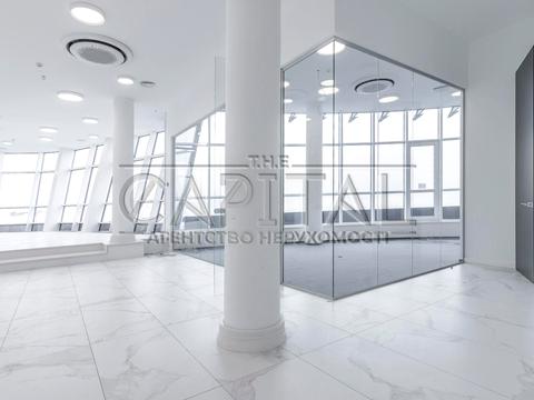 комерційна за адресою Лесі Українки бульв., 23