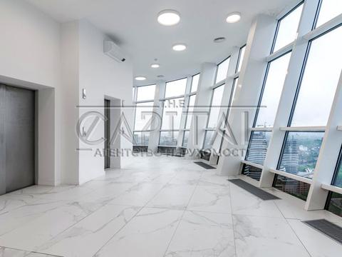 комерційна за адресою Лесі Українки бульв., 23