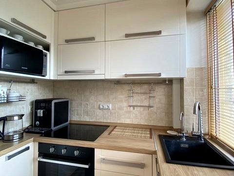 квартира за адресою Івана Мазепи вул. (Січневого Повстання), 4