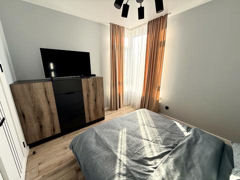 квартира за адресою Менделєєва вул., 19