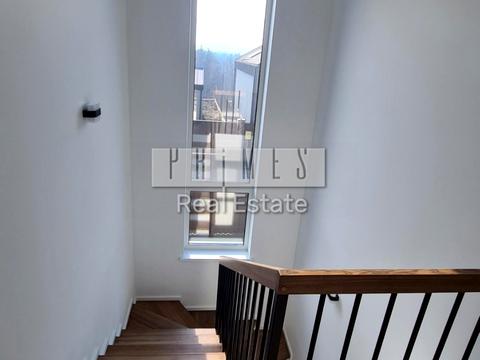 будинок за адресою с. Лісники, Вишнева вул.