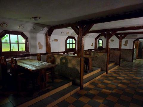 коммерческая по адресу Героев Полка "Азов ул. (Малиновского маршала), 4