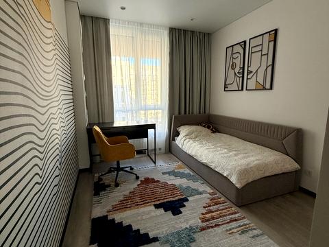 квартира за адресою Салютна вул., 2к23