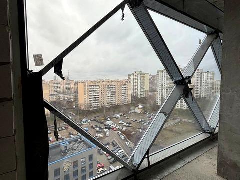 комерційна за адресою Київ, Василя Стуса вул., 35-Б