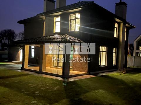 дом по адресу Лучшая ул. (Ломоносова)