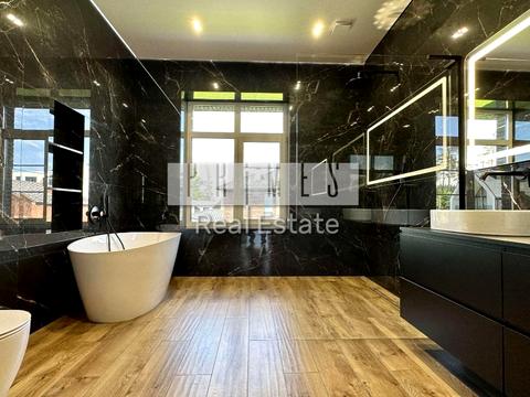 дом по адресу Лучшая ул. (Ломоносова)