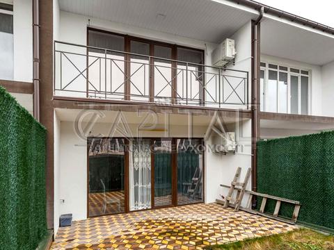 будинок за адресою Осіння вул.