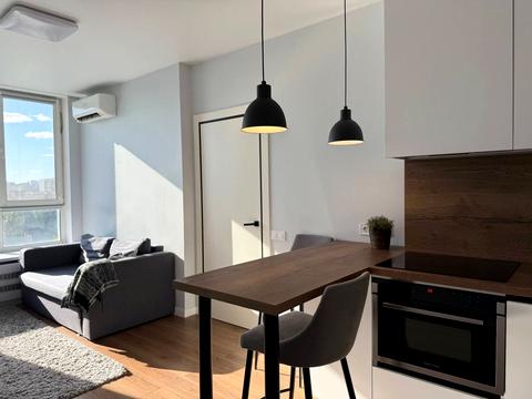 квартира за адресою Соборності просп. (Возз'єднання), 17 к2