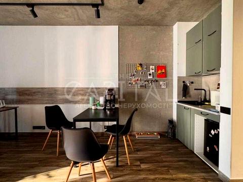 комерційна за адресою Зарічна вул., 2 к2