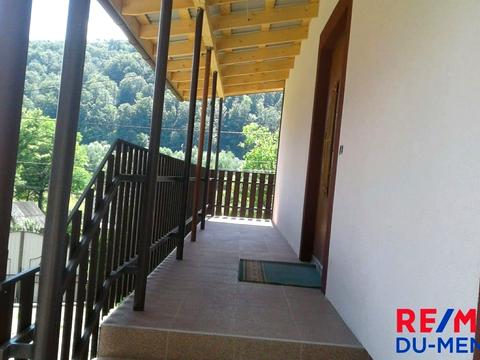 будинок за адресою Грушевського вул.