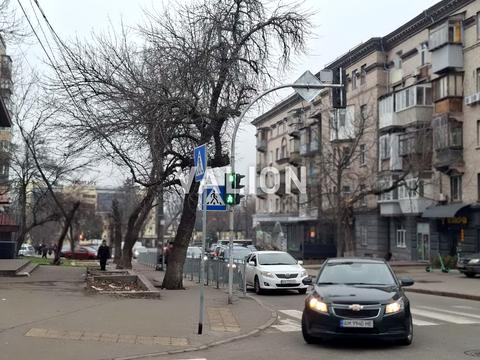 квартира за адресою Копилівська вул., 21