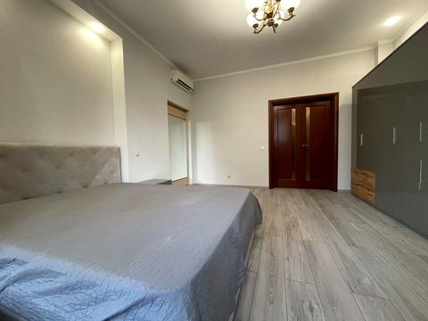 квартира за адресою Андрія Верхогляда вул. (Михайла Драгомирова), 5