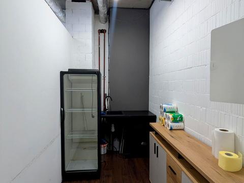 комерційна за адресою Київ, Предславинська вул., 44