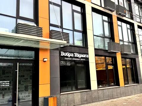 комерційна за адресою Київ, Предславинська вул., 44