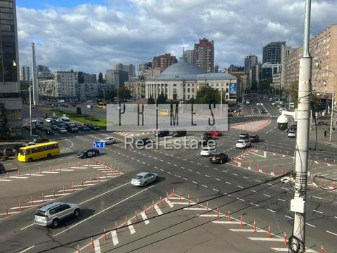 комерційна за адресою Тараса Шевченка бульв., 37/122