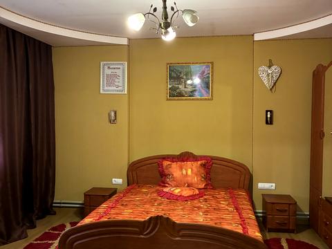 будинок за адресою Грушевського вул.