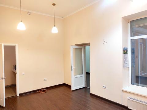 комерційна за адресою Гетьмана Сагайдачного бульв. (Лідерсівський), 5