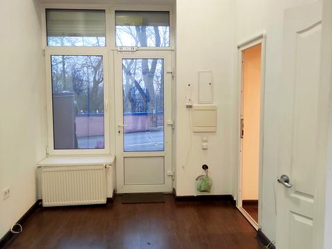 комерційна за адресою Гетьмана Сагайдачного бульв. (Лідерсівський), 5