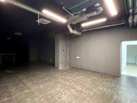 комерційна за адресою Миколи Міхновського бульв. (Дружби народів), 1