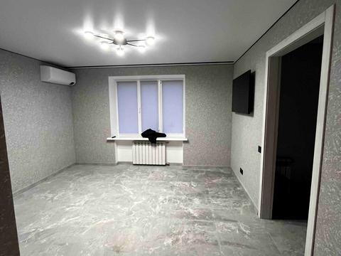 квартира за адресою Героїв України просп. (Героїв Сталінграду), 1б/1