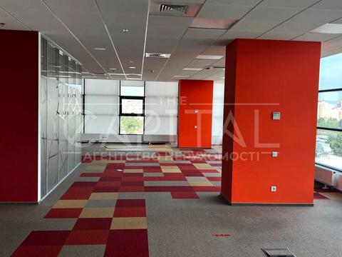 коммерческая по адресу Степана Бандеры просп. (Московський), 28 А