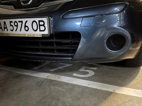 паркоместо по адресу Андрея Верхогляда ул. (Михайла Драгомирова), 3