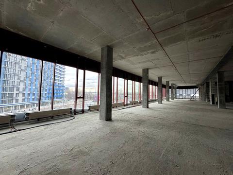 комерційна за адресою Причальна вул., 14