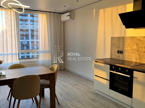 квартира за адресою Олександра Олеся вул., 1