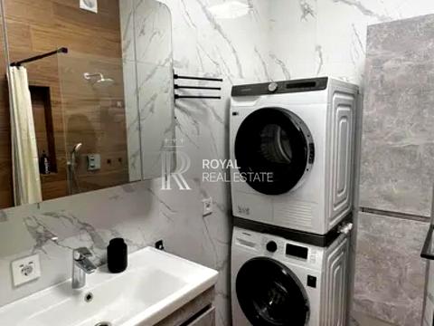 квартира за адресою Університетська вул., 17-А