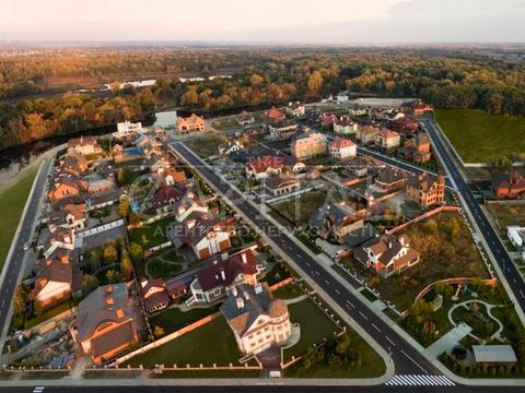 ділянка за адресою Київ, Лютнева вул.