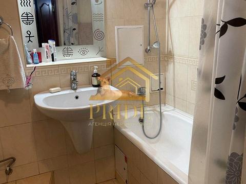 квартира за адресою Саперно-Слобідська вул., 8