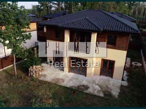 дом по адресу Паркова вул.