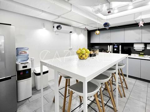 комерційна за адресою Шота Руставелі вул., 10