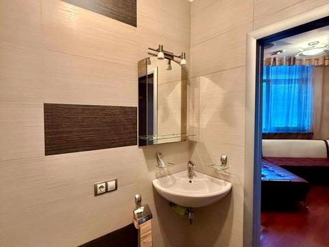 комерційна за адресою Київ, Голосіївський просп. (40-річчя Жовтня), 130/57