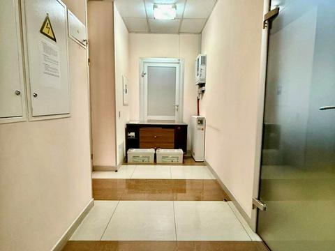 комерційна за адресою Київ, Голосіївський просп. (40-річчя Жовтня), 130/57