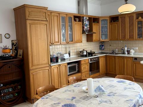 будинок за адресою Лугова вул.