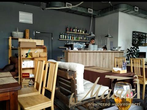 коммерческая по адресу Ивана Пулюя ул., 16-Б