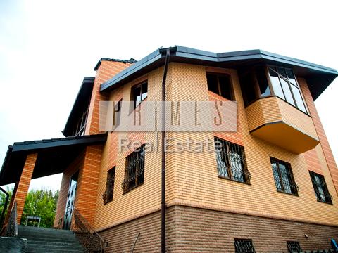 будинок за адресою Богдана Хмельницького вул.