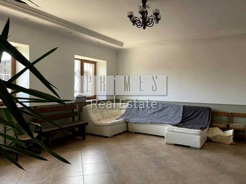 будинок за адресою Богдана Хмельницького вул.