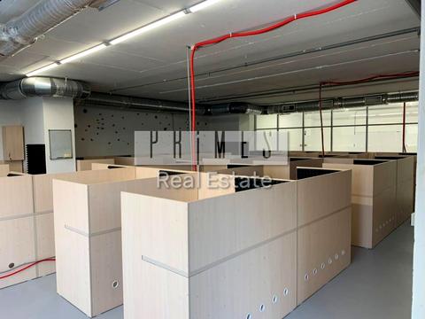 комерційна за адресою Дарницький бульв., 8-Б