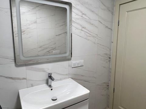 дом по адресу квітнева