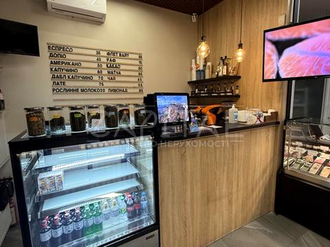 комерційна за адресою Київ, Дніпровська набережна вул., 16-Г