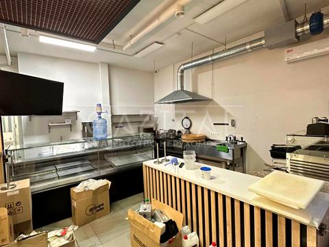 комерційна за адресою Київ, Дніпровська набережна вул., 16-Г