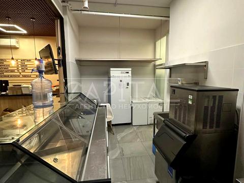 комерційна за адресою Київ, Дніпровська набережна вул., 16-Г