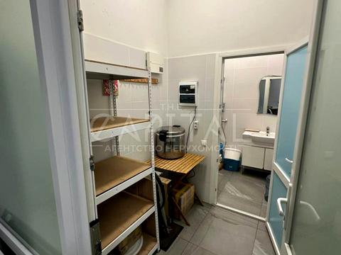 комерційна за адресою Київ, Дніпровська набережна вул., 16-Г