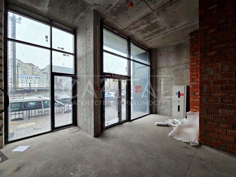 комерційна за адресою Ревуцького вул., 40-Г