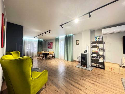 дом по адресу Оноковская ул., 3