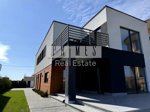 будинок за адресою 49-та Садова вул.